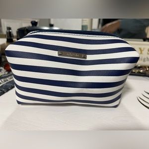 Stella and Dot Makeup/ Travel Case